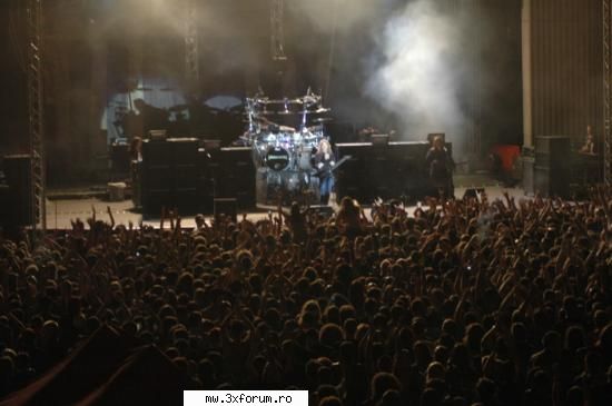 ete asa tre sa arate un concert.... - pt cine nu stie..e vb de megadeth...:D - Artisti preferati